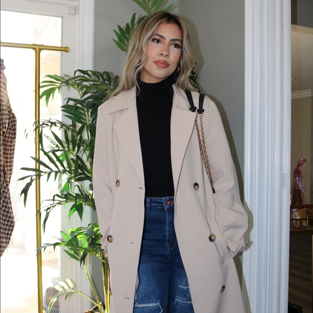 Trench coat